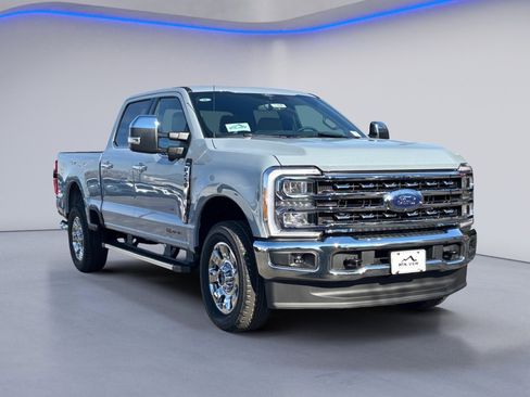New 2026 Ford F250 Lariat w/ Chrome Package image 8