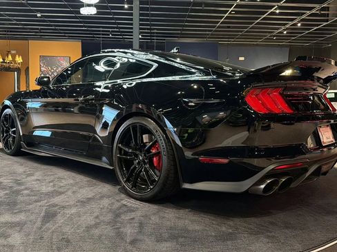 Used 2021 Ford Mustang Shelby GT500 w/ Technology Package RWD image 4