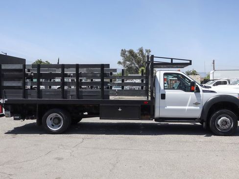 Used 2015 Ford F550 4x4 Regular Cab Super Duty image 13