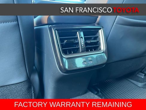 Used 2025 Toyota Crown Signia image 18