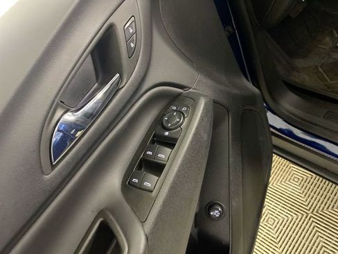 Used 2023 Chevrolet Equinox LT image 26