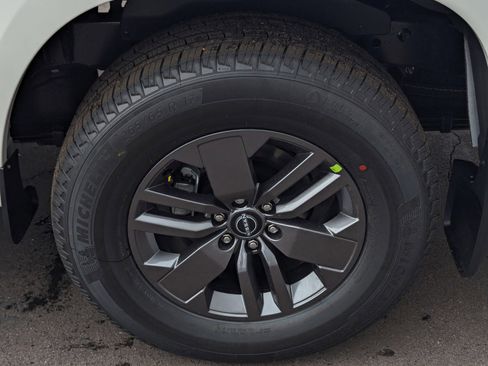 New 2026 Nissan Frontier SV RWD image 7