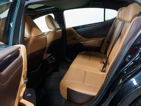 Used 2021 Lexus ES 250 w/ Premium Package image 40