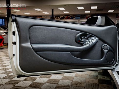 Used 1998 Pontiac Firebird Formula w/ Security Pkg image 12