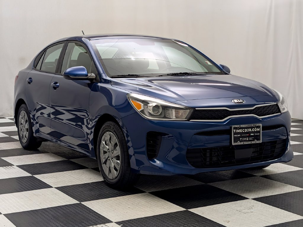 Used 2020 Kia Rio S w/ Technology Package FWD image 2