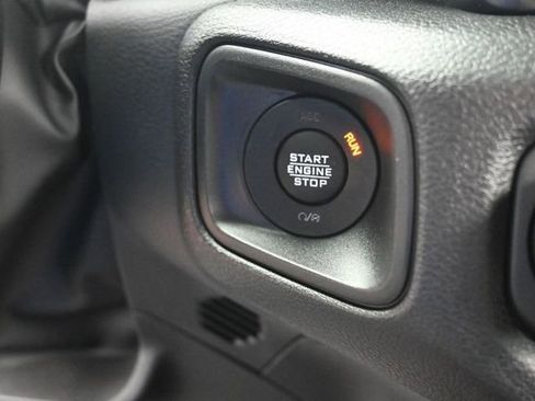 New 2026 Jeep Gladiator Sport AWD/4WD image 18