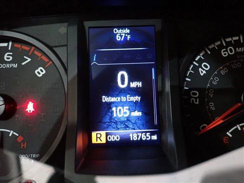 Used 2022 Toyota Tacoma SR image 23