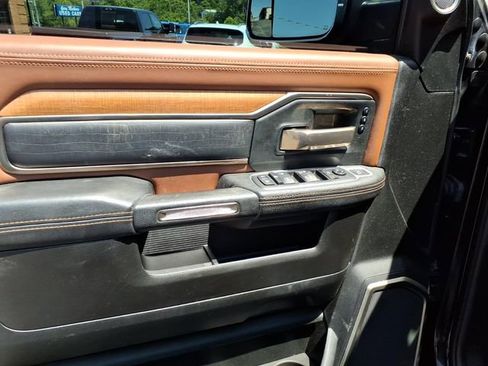 Used 2020 RAM 2500 Limited AWD/4WD image 4