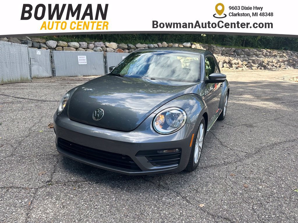 Used 2018 Volkswagen Beetle 2.0T S FWD image 1