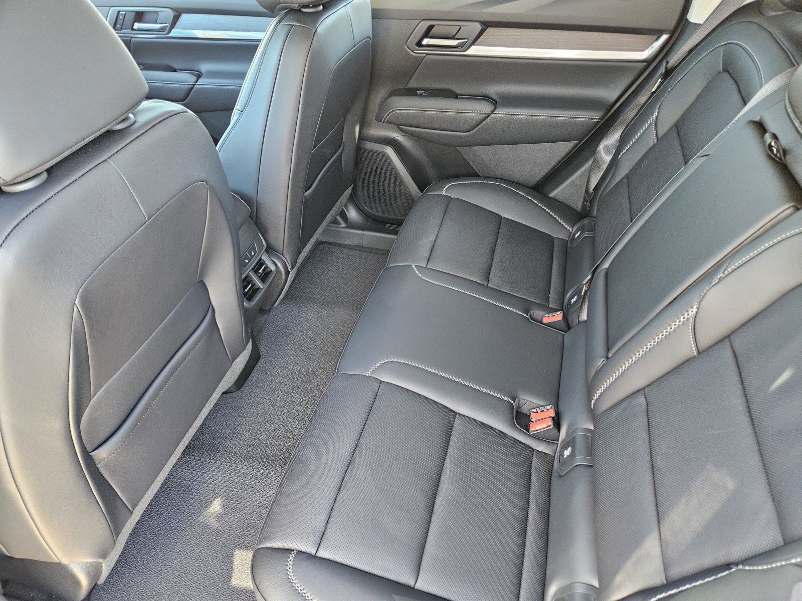 New 2027 GMC Terrain Denali AWD/4WD image 20