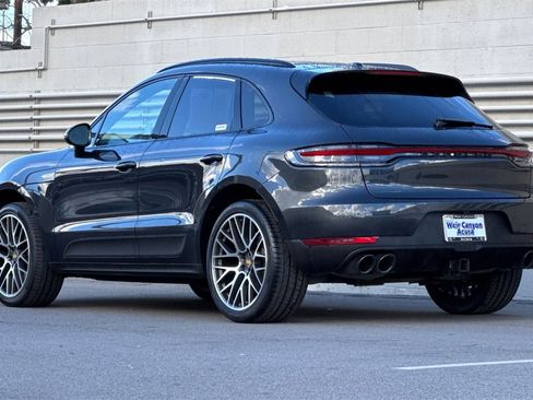 Used 2020 Porsche Macan image 3