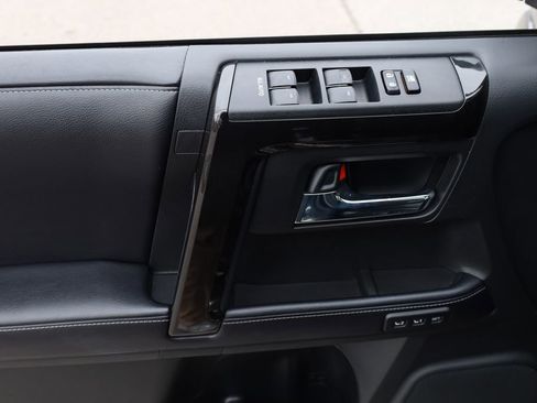 Used 2019 Toyota 4Runner Limited image 20