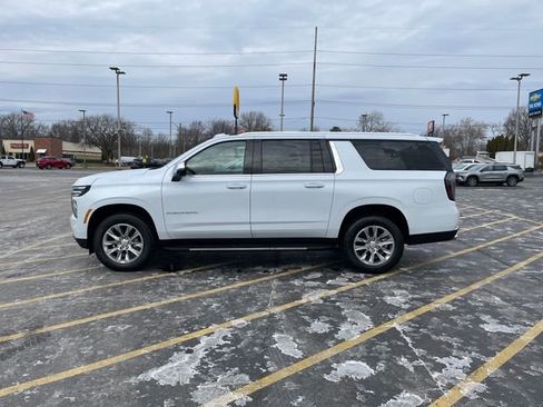 New 2026 Chevrolet Suburban Premier w/ Sun And Tow Package image 2