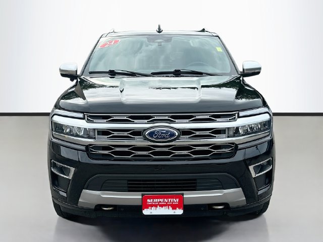 Used 2023 Ford Expedition Platinum AWD/4WD image 3