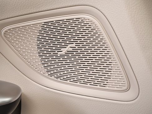 Certified 2024 Mercedes-Benz C 300 4MATIC Sedan image 31