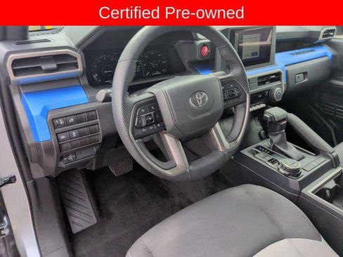 Certified 2025 Toyota Tacoma TRD Off-Road AWD/4WD image 13