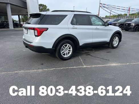 New 2026 Ford Explorer Active image 3