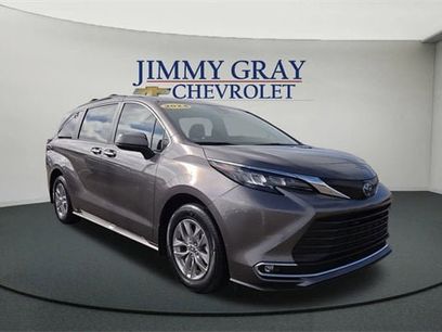 Used 2024 Toyota Sienna XLE