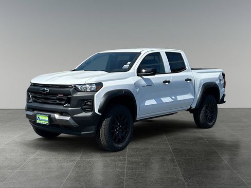 New 2026 Chevrolet Colorado Trail Boss AWD/4WD image 3