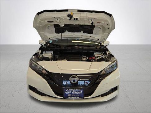 Certified 2023 Nissan Leaf S image 5