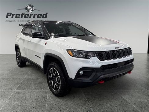 New 2026 Jeep Compass Trailhawk image 1