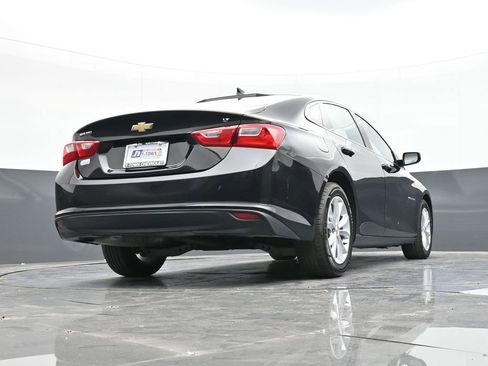 Used 2023 Chevrolet Malibu LT image 39