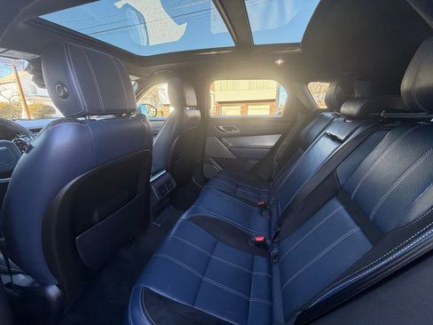 Used 2019 Land Rover Range Rover Velar R-Dynamic SE AWD/4WD image 22