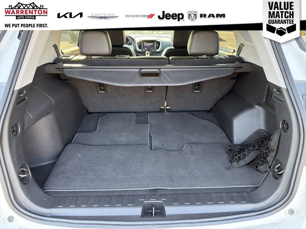 Used 2023 GMC Terrain SLT w/ Tech Package AWD/4WD image 7