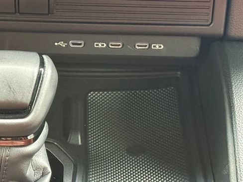 Used 2024 Toyota Land Cruiser image 6