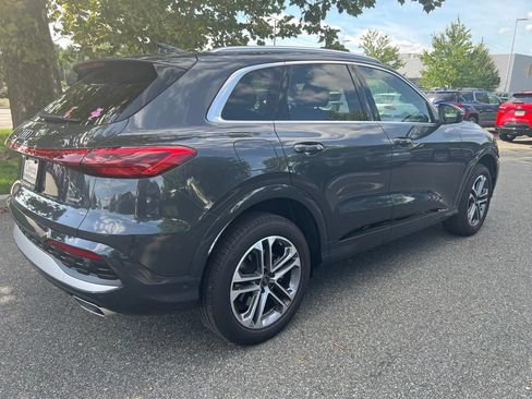 Used 2025 Audi Q5 Premium Plus w/ Premium Plus AWD/4WD image 4