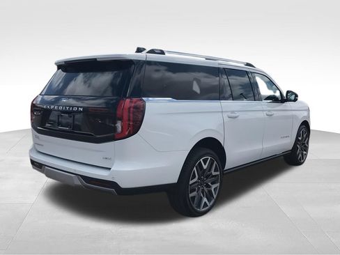 New 2026 Ford Expedition Max Platinum w/ Platinum Ultimate Package AWD/4WD image 8