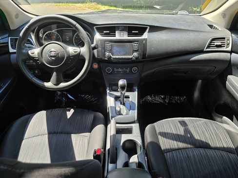 Used 2017 Nissan Sentra SV w/ Style Package FWD image 16