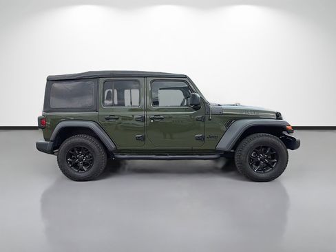 Used 2020 Jeep Wrangler Unlimited Sport image 2