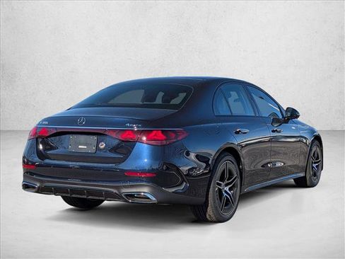 New 2026 Mercedes-Benz E 350 4MATIC Sedan image 2