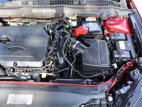 Used 2017 Ford Fusion SE w/ Equipment Group 201A image 40