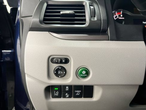 Used 2022 Honda Ridgeline RTL image 18