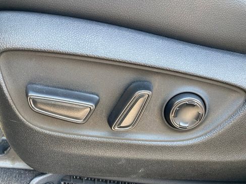 Certified 2025 Toyota Sienna XSE image 13