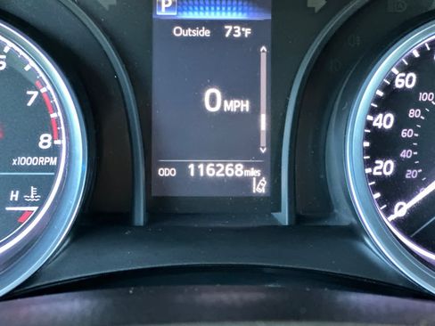Used 2018 Toyota Camry FWD image 21