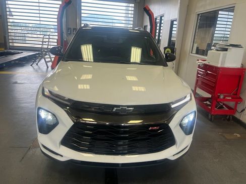 Used 2021 Chevrolet TrailBlazer RS w/ Sun and Liftgate Package AWD/4WD image 10