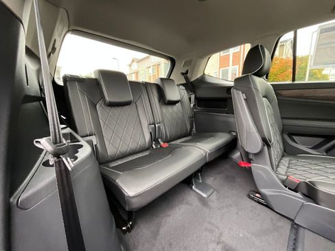 New 2026 Volkswagen Atlas SEL Premium R-Line image 17