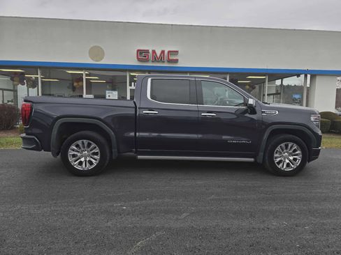 Used 2024 GMC Sierra 1500 Denali w/ Technology Package image 2
