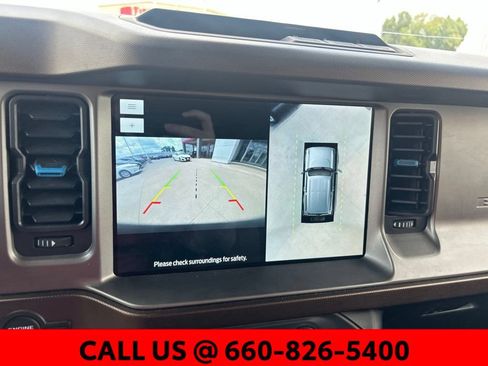 Used 2021 Ford Bronco Outer Banks AWD/4WD image 15