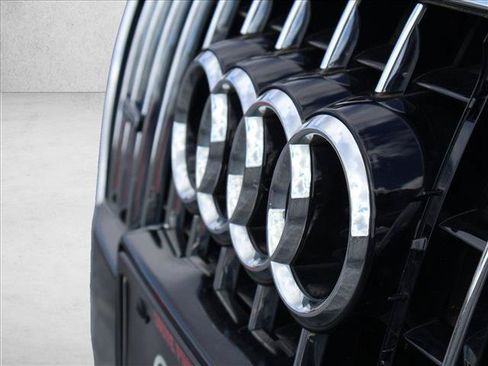 Used 2017 Audi Q5 2.0T Premium Plus w/ Technology Package AWD/4WD image 30