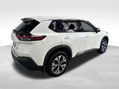 Used 2021 Nissan Rogue SV AWD/4WD image 10