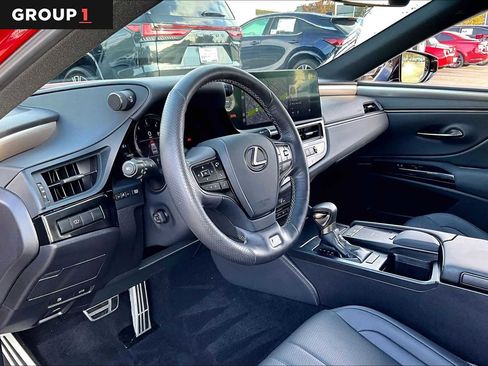 Certified 2022 Lexus ES 350 F Sport image 15