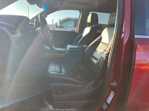 Used 2015 GMC Yukon Denali w/ Touring Package AWD/4WD image 11