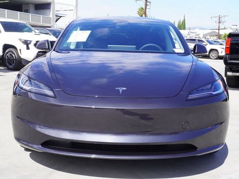 Used 2025 Tesla Model 3 Long Range RWD image 3
