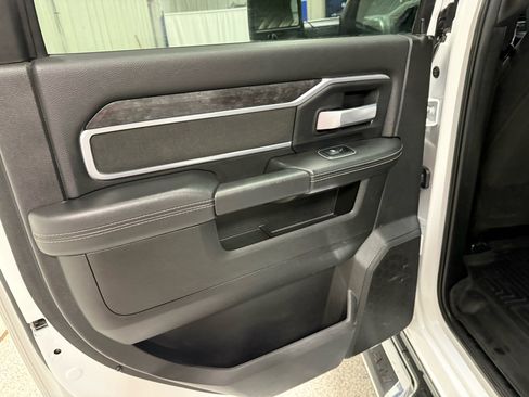 Used 2024 RAM 2500 Big Horn w/ Off Road Package image 16