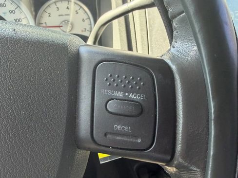 Used 2006 Dodge Dakota Laramie image 23