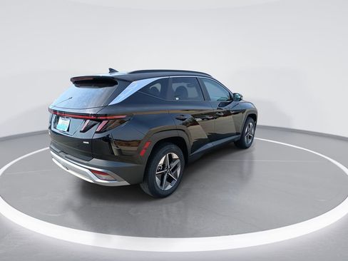 New 2025 Hyundai Tucson SEL image 8